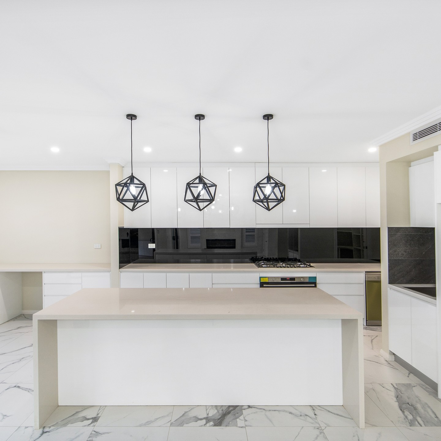 imgi_3_457517304_1177353363471728_5547267849320021645_n